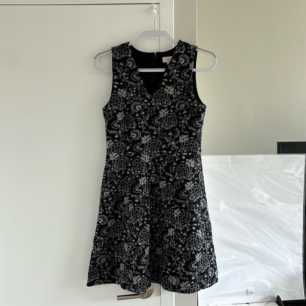 Black and grey flower dress. Loft, size medium.